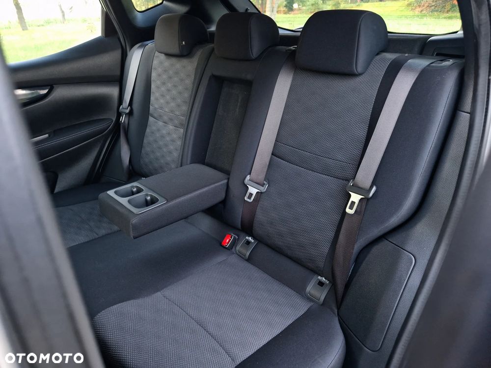 Nissan Qashqai - 24