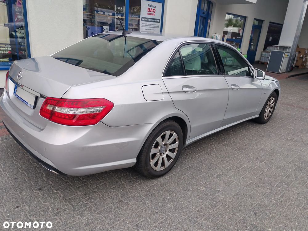 Mercedes-Benz Klasa E 200 BlueTEC 7G-TRONIC Classic - 5