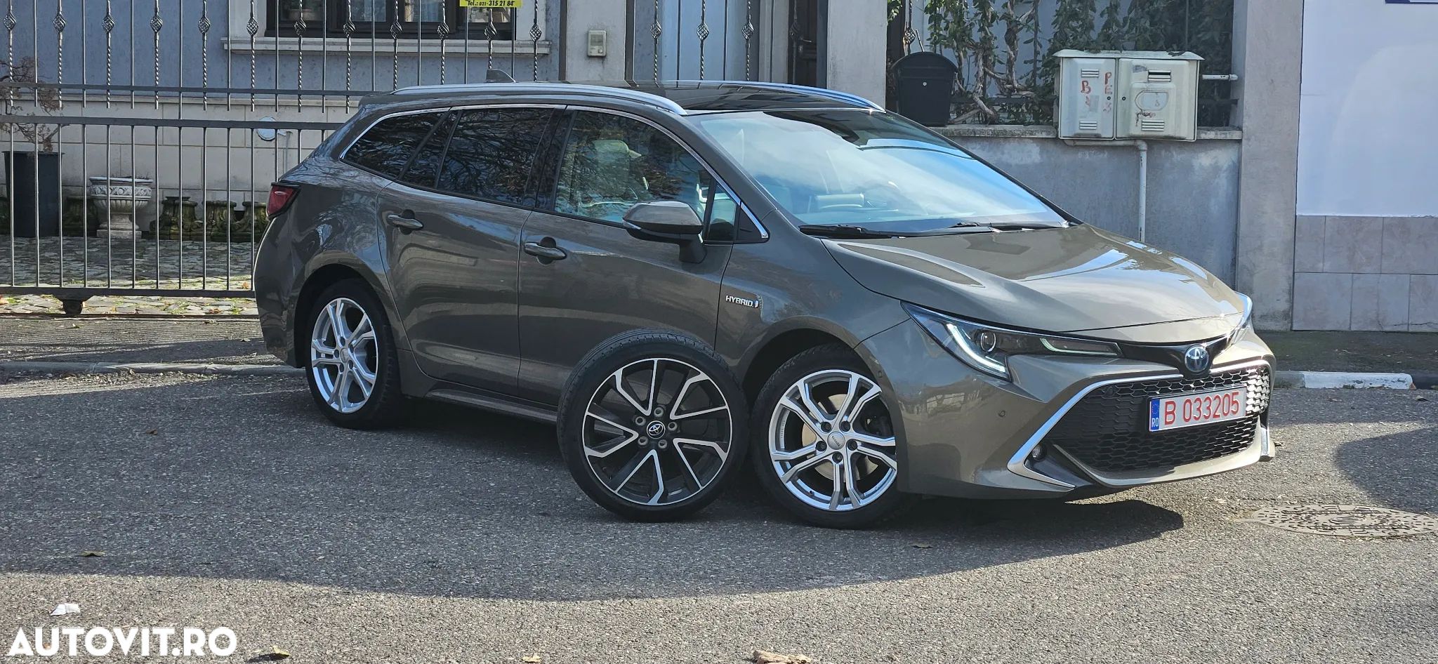Toyota Corolla - 1