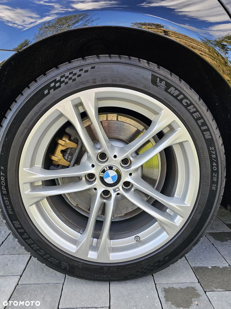 BMW Seria 5 520d xDrive - 12