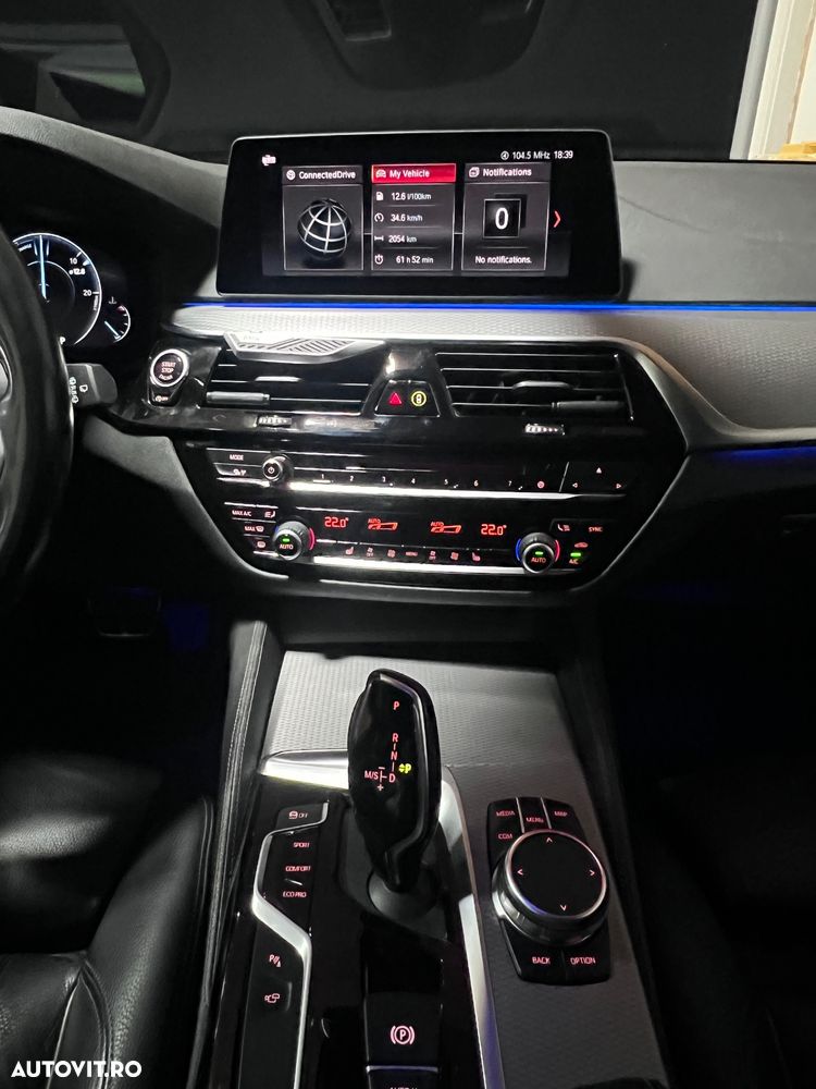 BMW Seria 5 540i xDrive Aut. Sport Line - 10