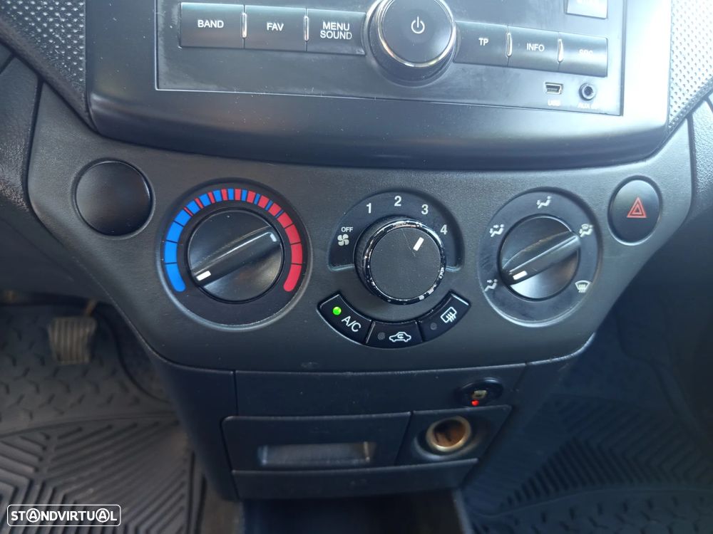 Chevrolet Aveo 1.2 LT Bi-Fuel - 14