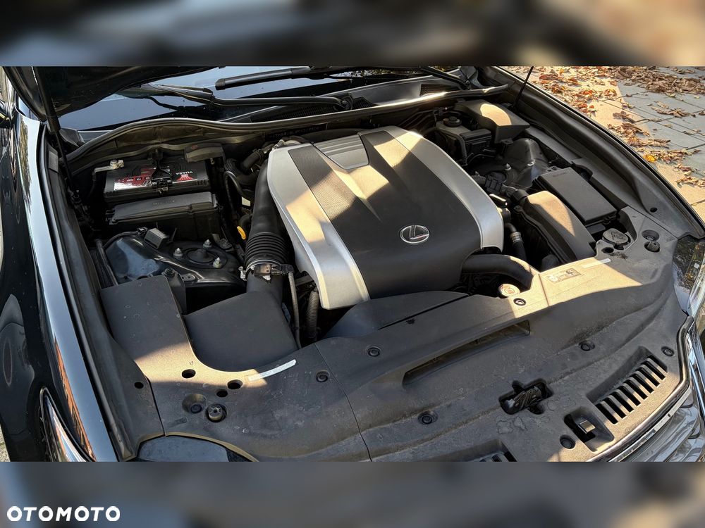 Lexus GS - 15
