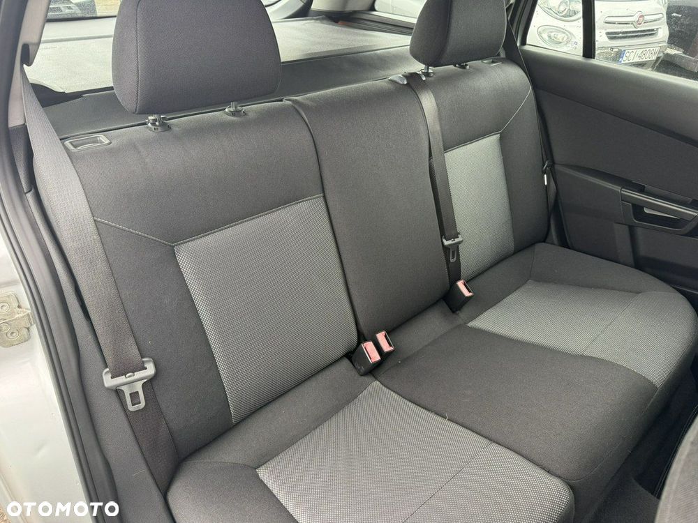 Opel Astra - 21