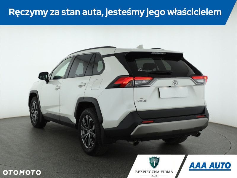 Toyota RAV4 - 6