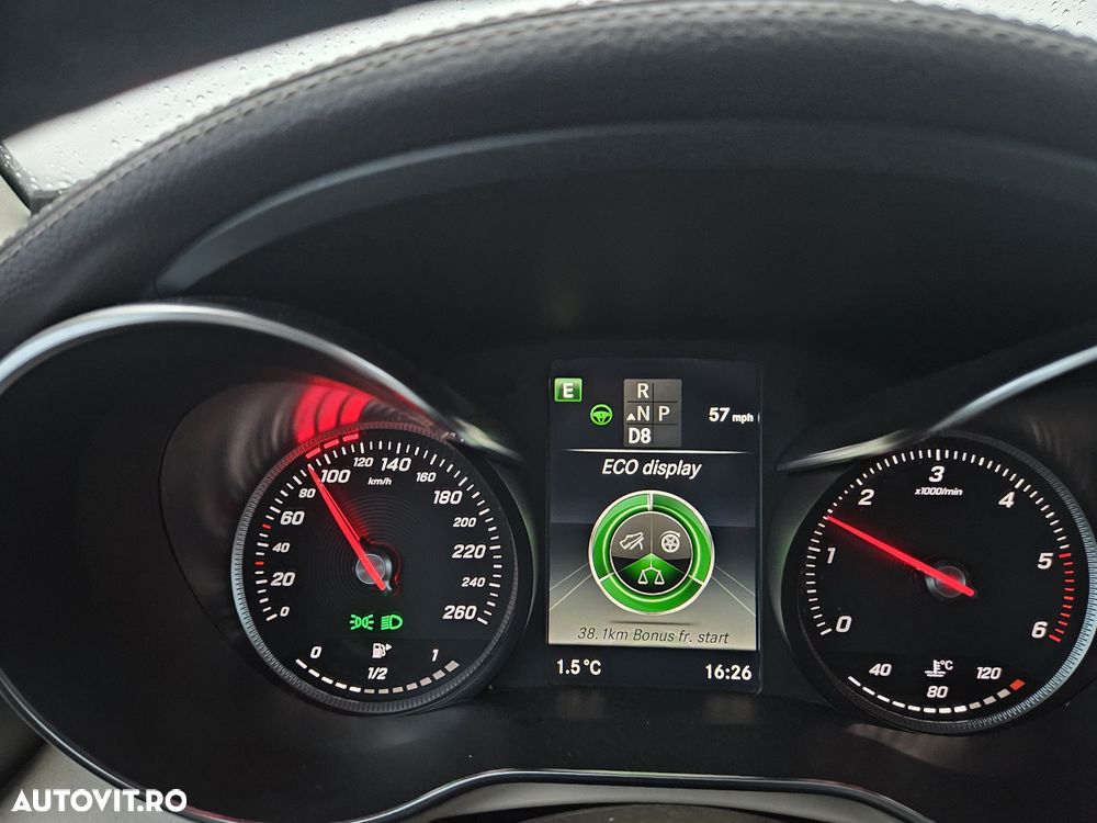 Mercedes-Benz GLC 250 d 4MATIC - 29