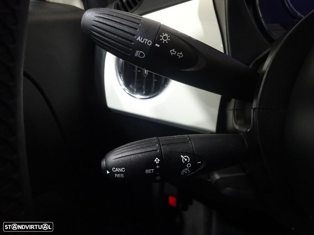 Fiat 500C 1.0 Hybrid - 10