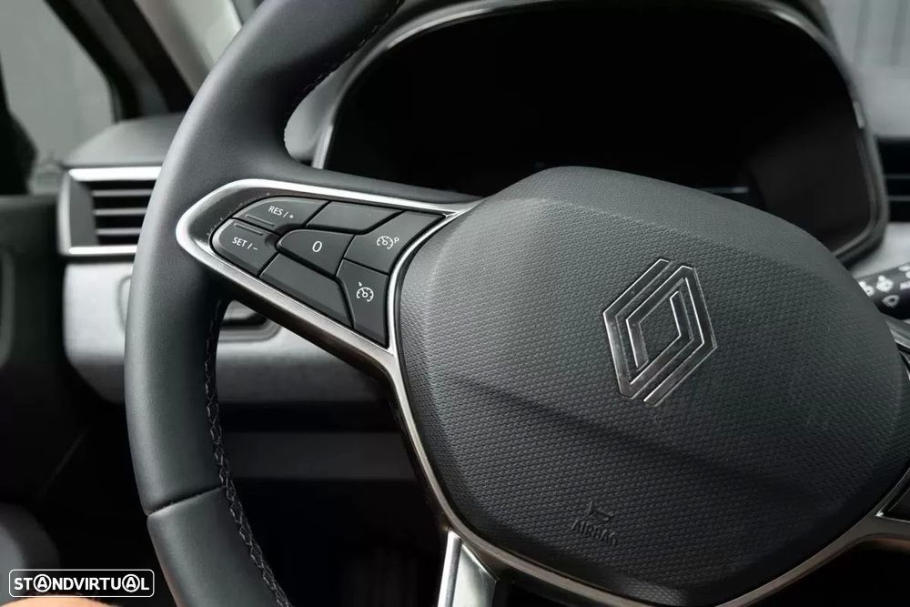 Renault Clio 1.0 TCe Evolution - 24