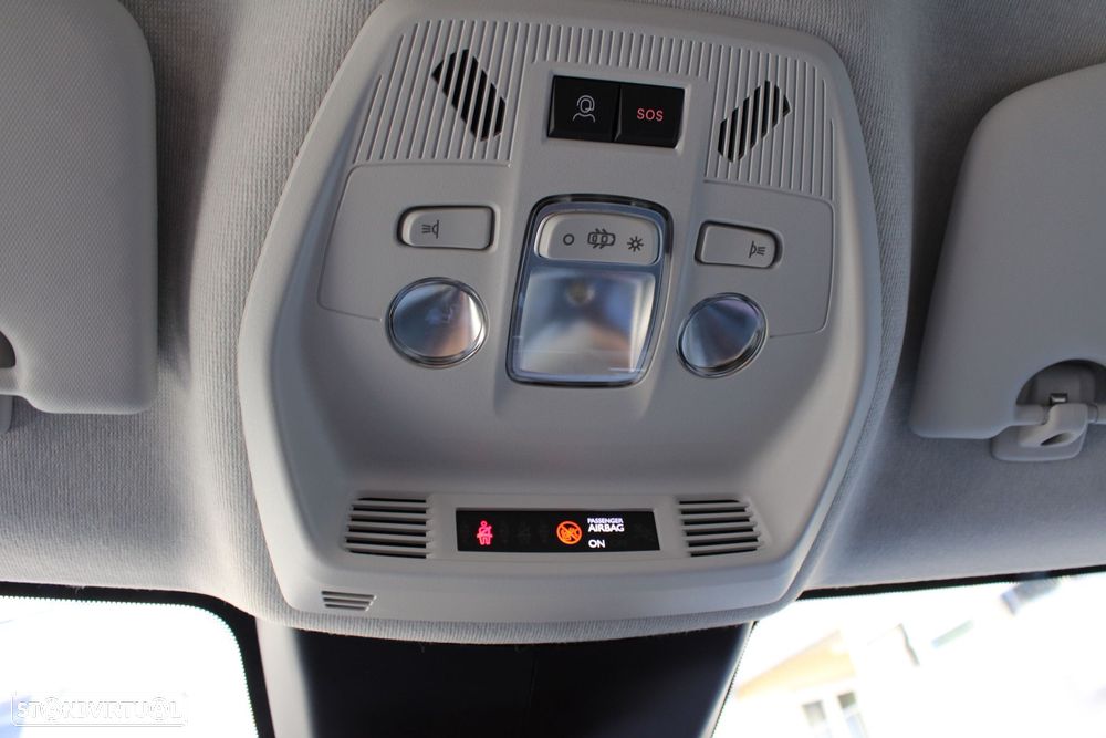 Citroën e-C3 YOU c/ PLUS Pack - 23