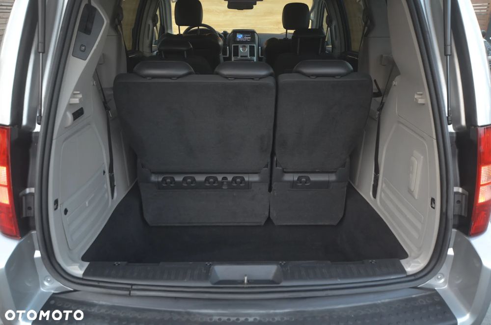 Chrysler Grand Voyager 2.8 CRD Automatik Limited - 24