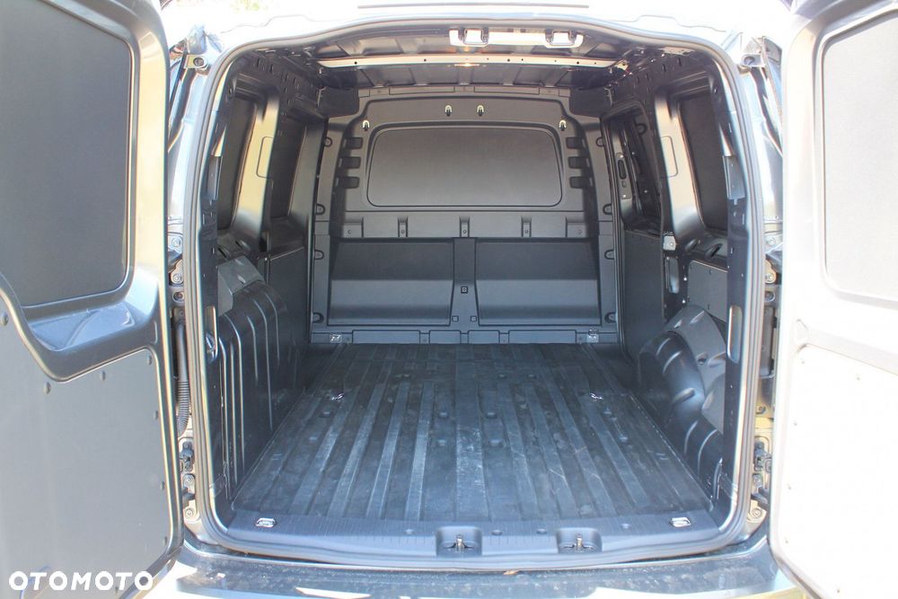 Volkswagen Caddy - 10