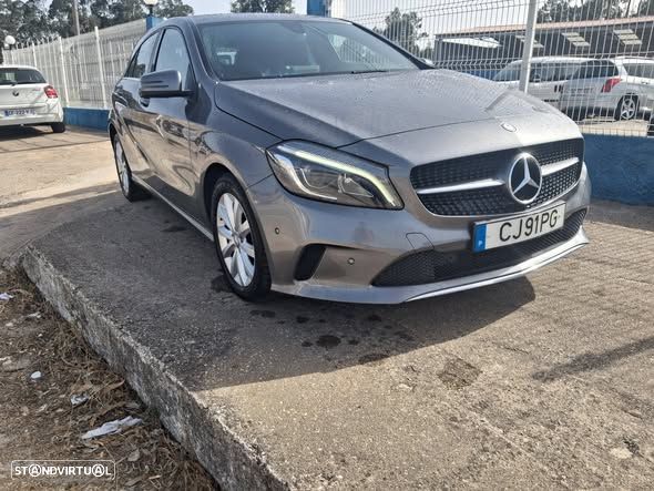 Mercedes-Benz A 180 - 1