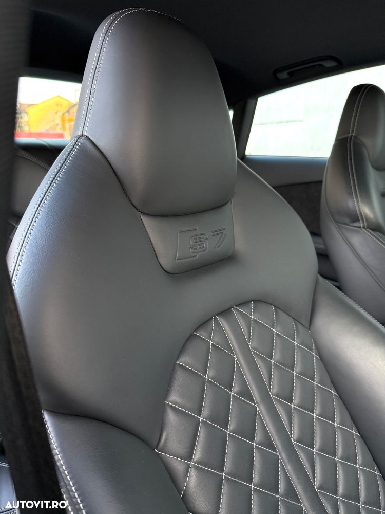 Audi S7 Standard - 10