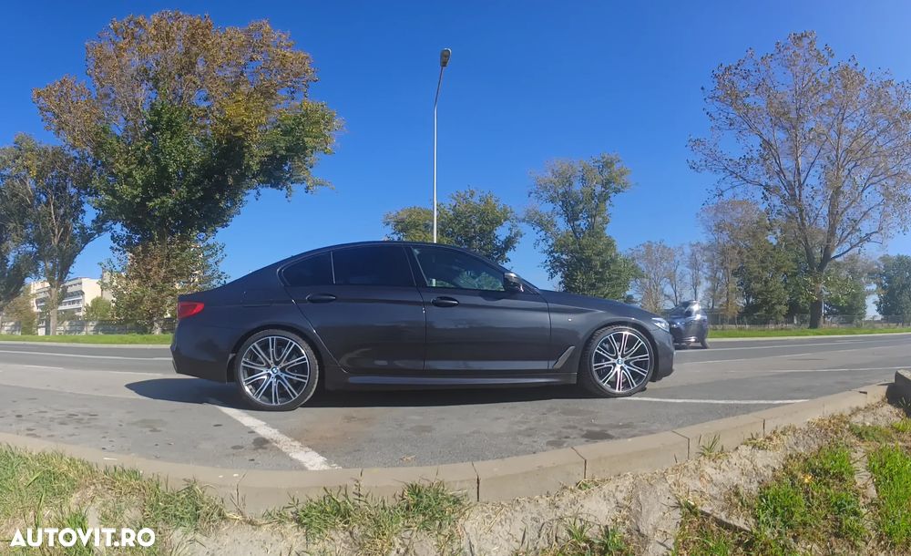 BMW M5 M550i xDrive AT - 4