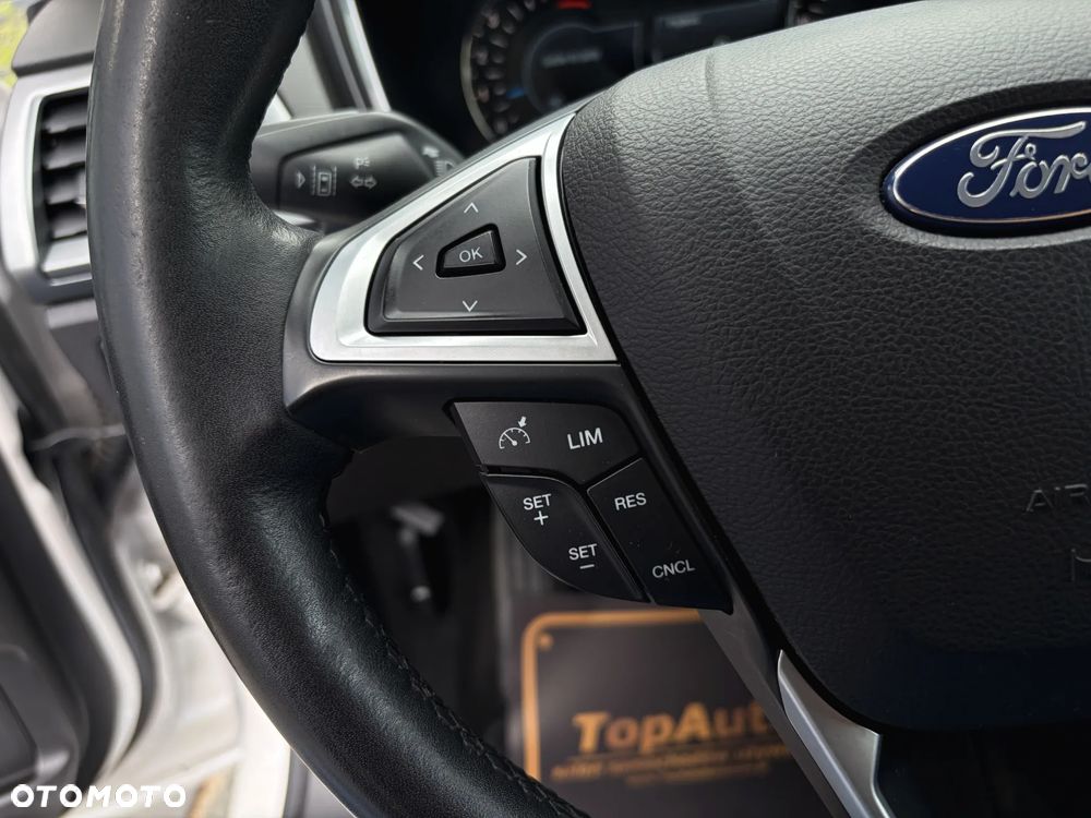 Ford Mondeo 2.0 EcoBlue Titanium - 23