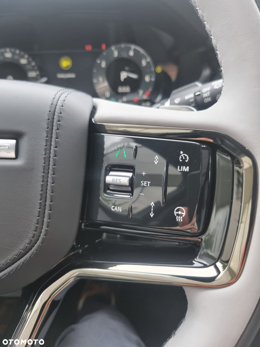 Land Rover Range Rover Velar - 12