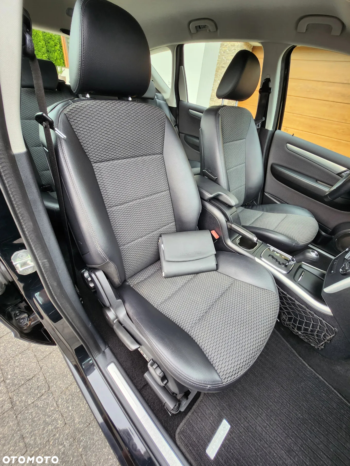 Mercedes-Benz Klasa A 180 CDI Autotronic Avantgarde - 27