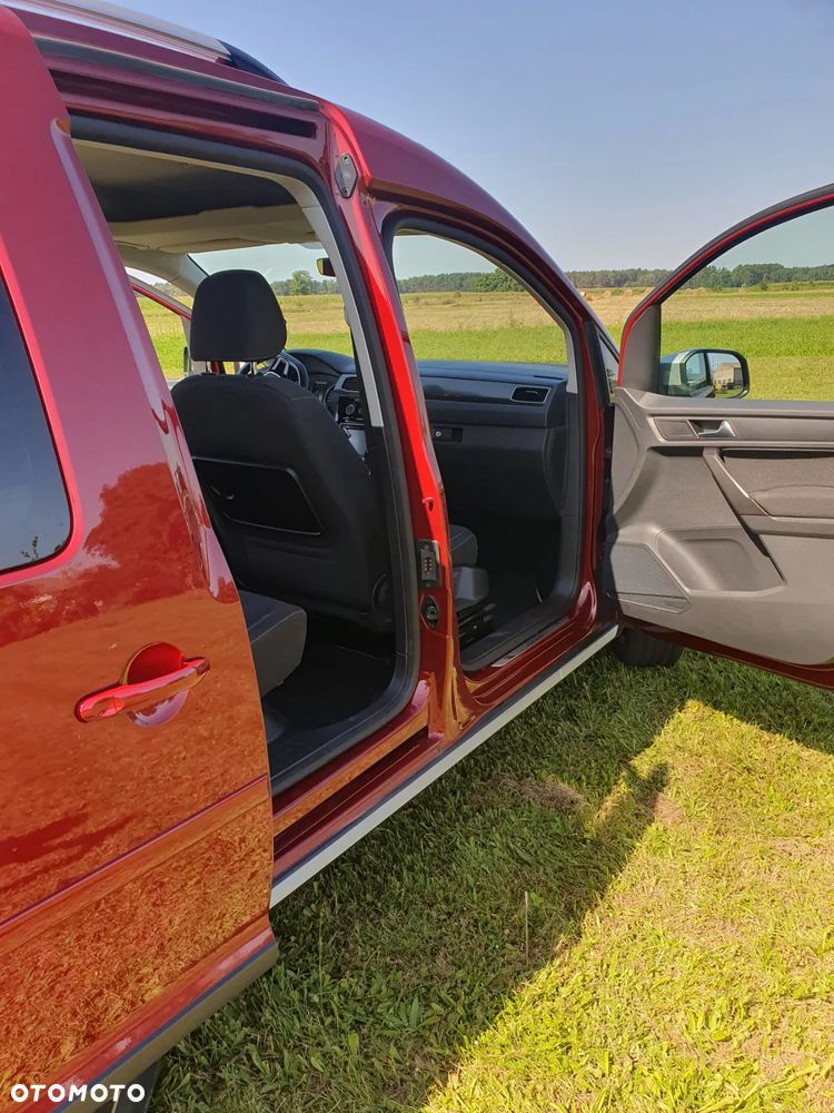 Volkswagen Caddy 2.0 TDI Alltrack DSG - 14