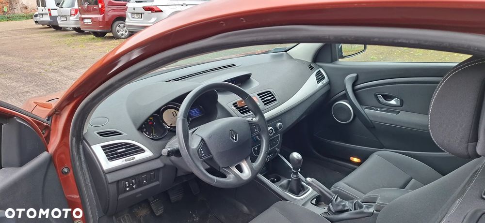Renault Megane 1.6 16V Dynamique - 8