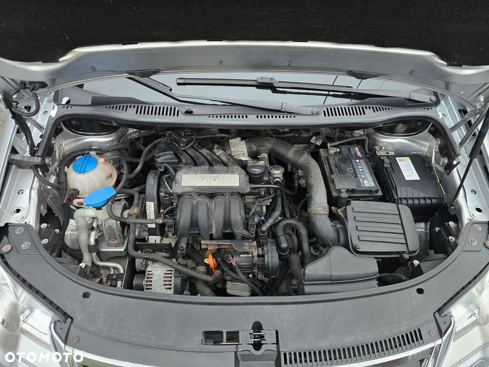 Volkswagen Touran 1.6 United - 36