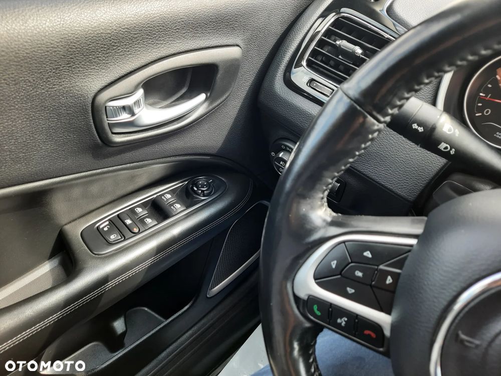 Jeep Compass 1.4 MultiAir Limited - 21