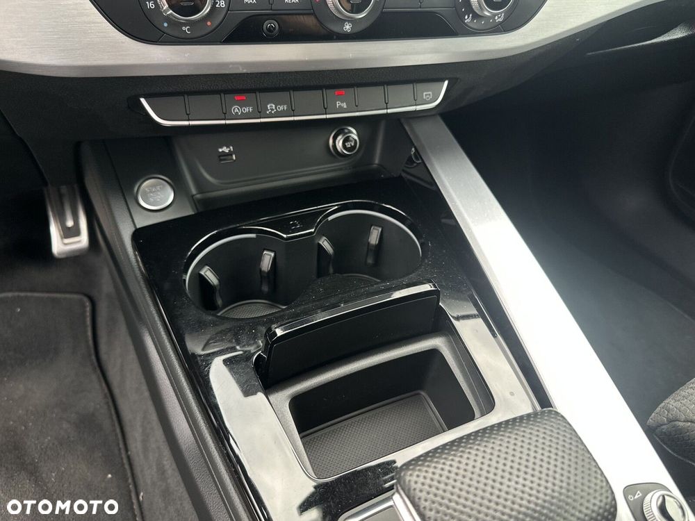 Audi A4 Avant 35 TDI mHEV S Line S tronic - 24