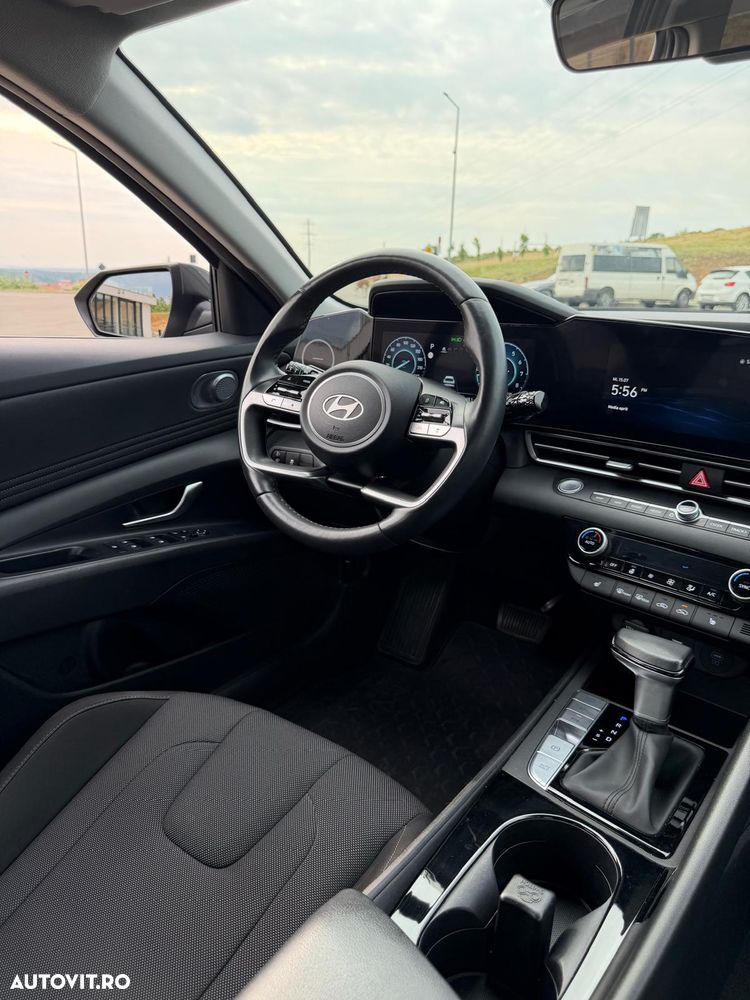 Hyundai Elantra 1.6 l 123 CP CVT Highway - 10