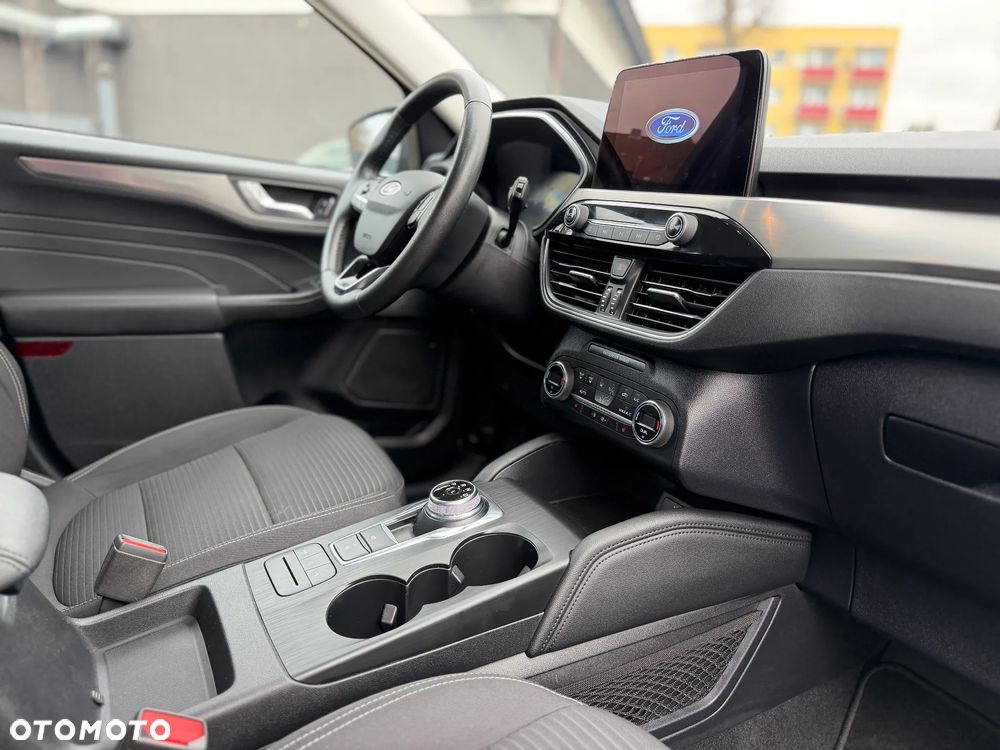 Ford Kuga 2.0 EcoBlue 4x4 TITANIUM - 29