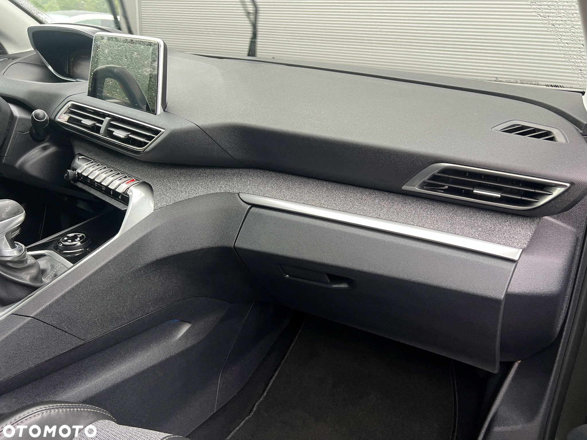 Peugeot 3008 1.2 PureTech Allure Pack S&S - 23