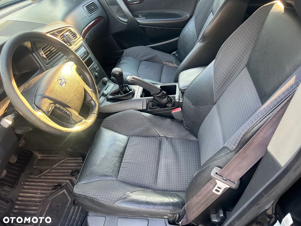 Volvo V70 2.4 Move - 7