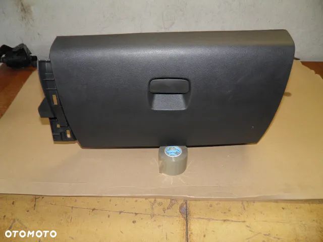 SCHOWEK PASAŻERA RENAULT TRAFIC III