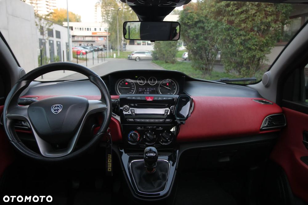Lancia Ypsilon 1.2 8V Gold S&S - 12