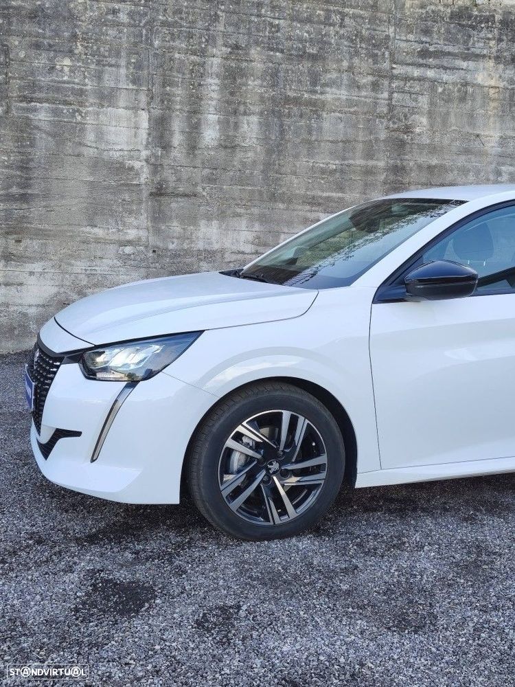 Peugeot 208 PureTech 100 EAT8 Allure - 36