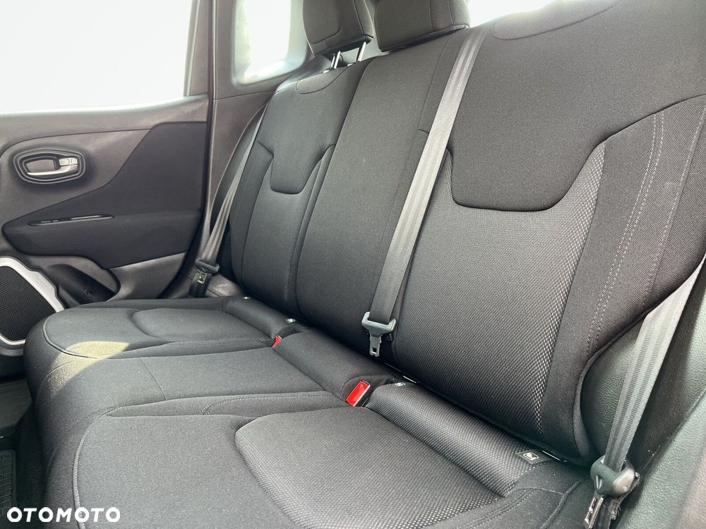 Jeep Renegade - 15