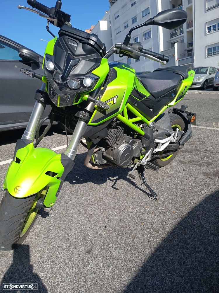 Benelli 125 TNT - 1
