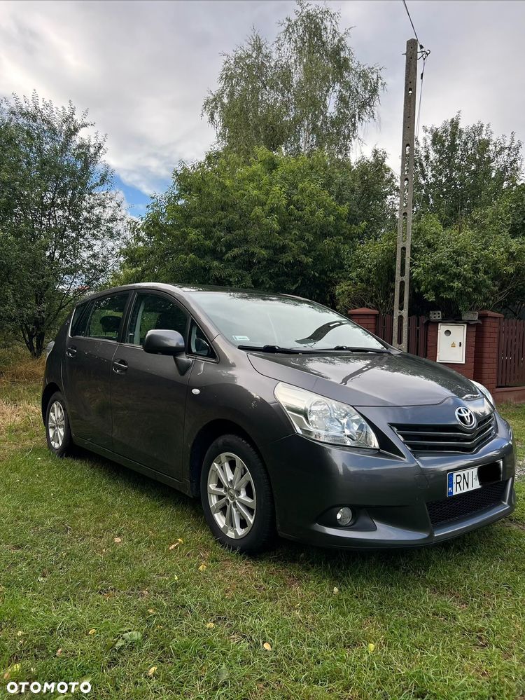 Toyota Verso 2.0 D-4D Premium - 3