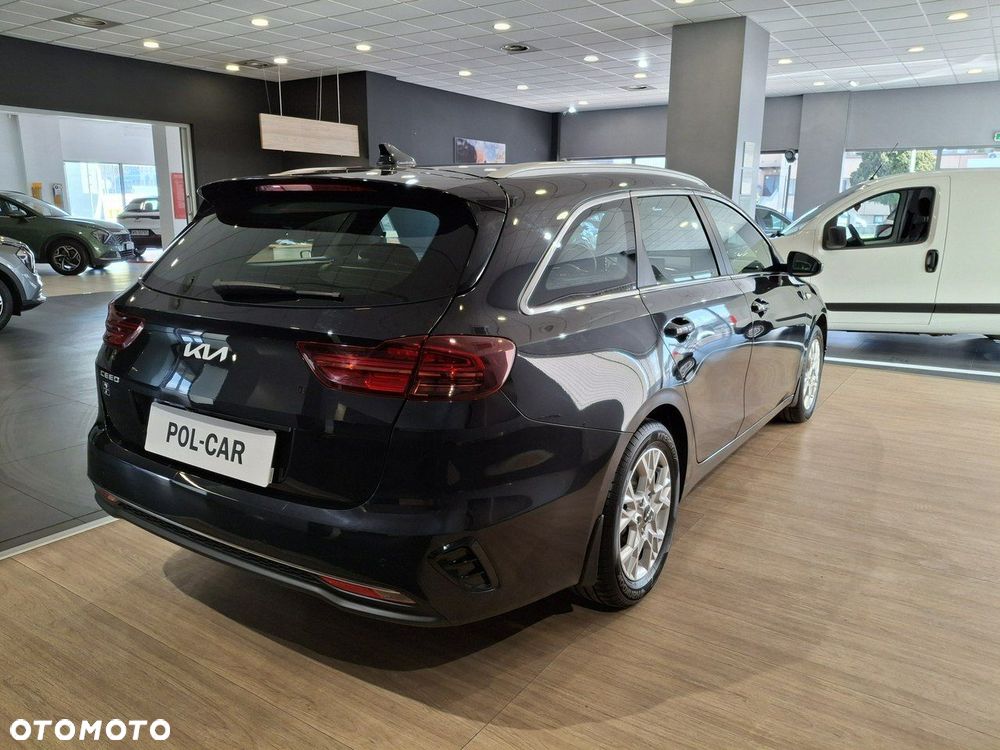 Kia Ceed 1.5 T-GDI M - 5