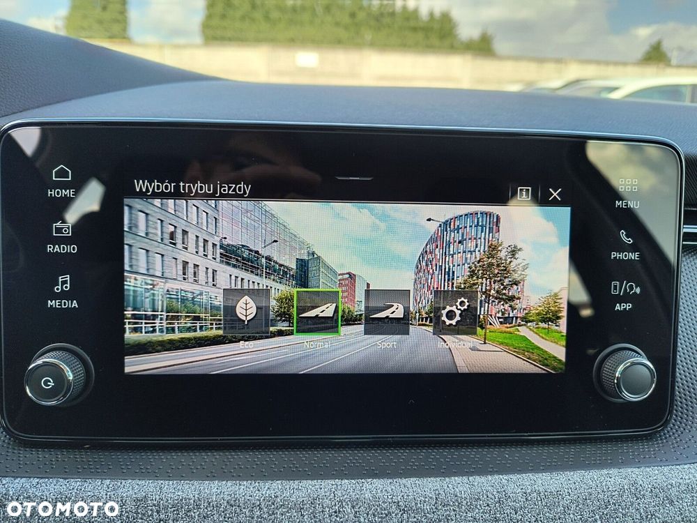 Skoda Kamiq 1.0 TSI Drive DSG - 26