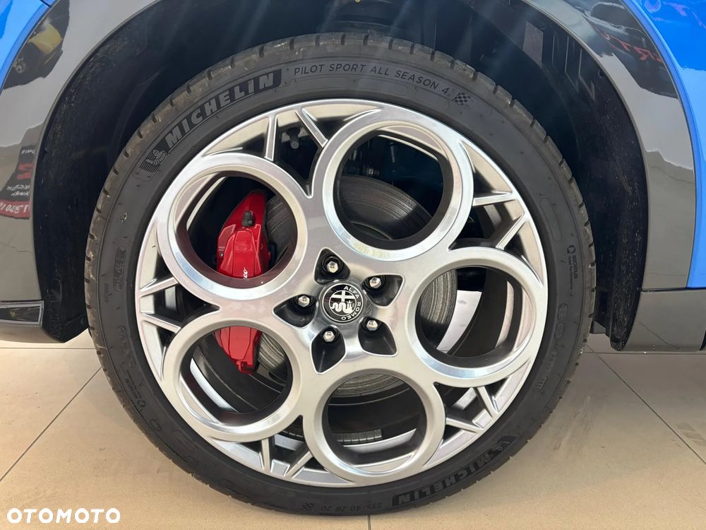 Alfa Romeo Tonale 1.3 PHEV Q4 Veloce - 14