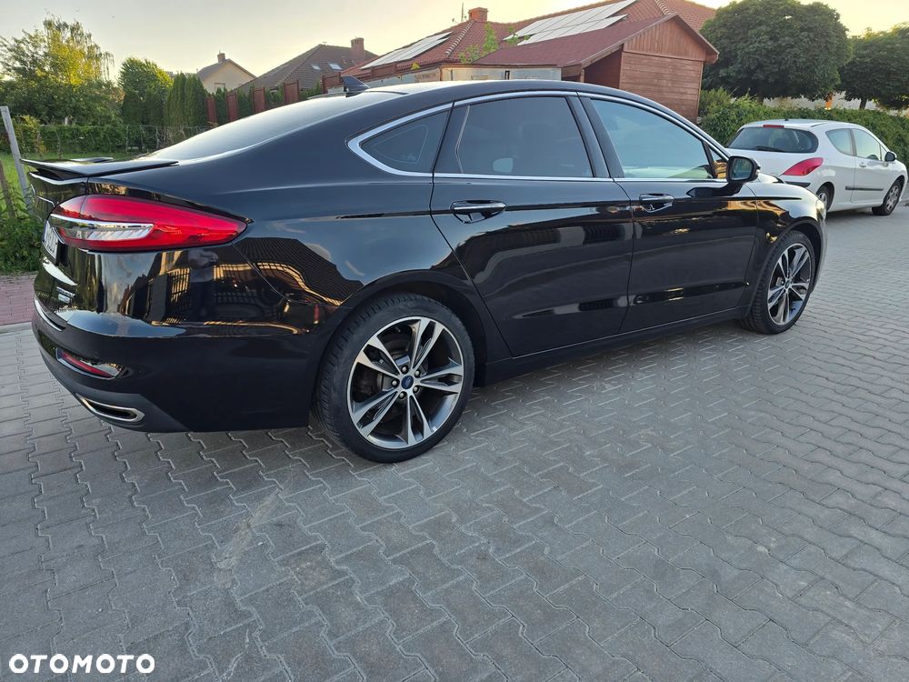 Ford Fusion - 10