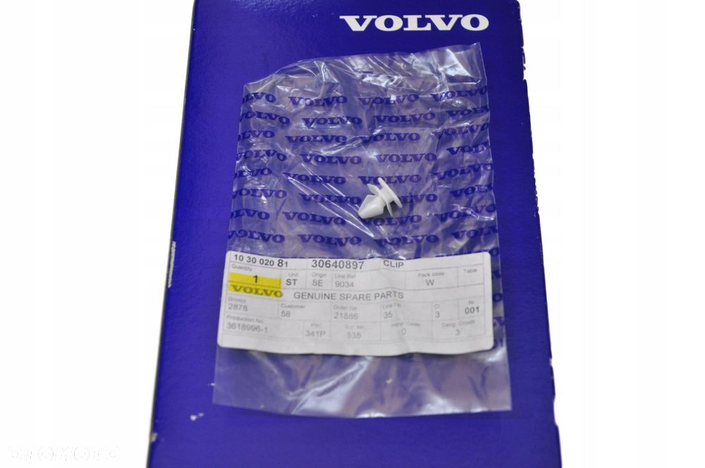 VOLVO XC60 II spinka listwy szyby czołowej OE - 2