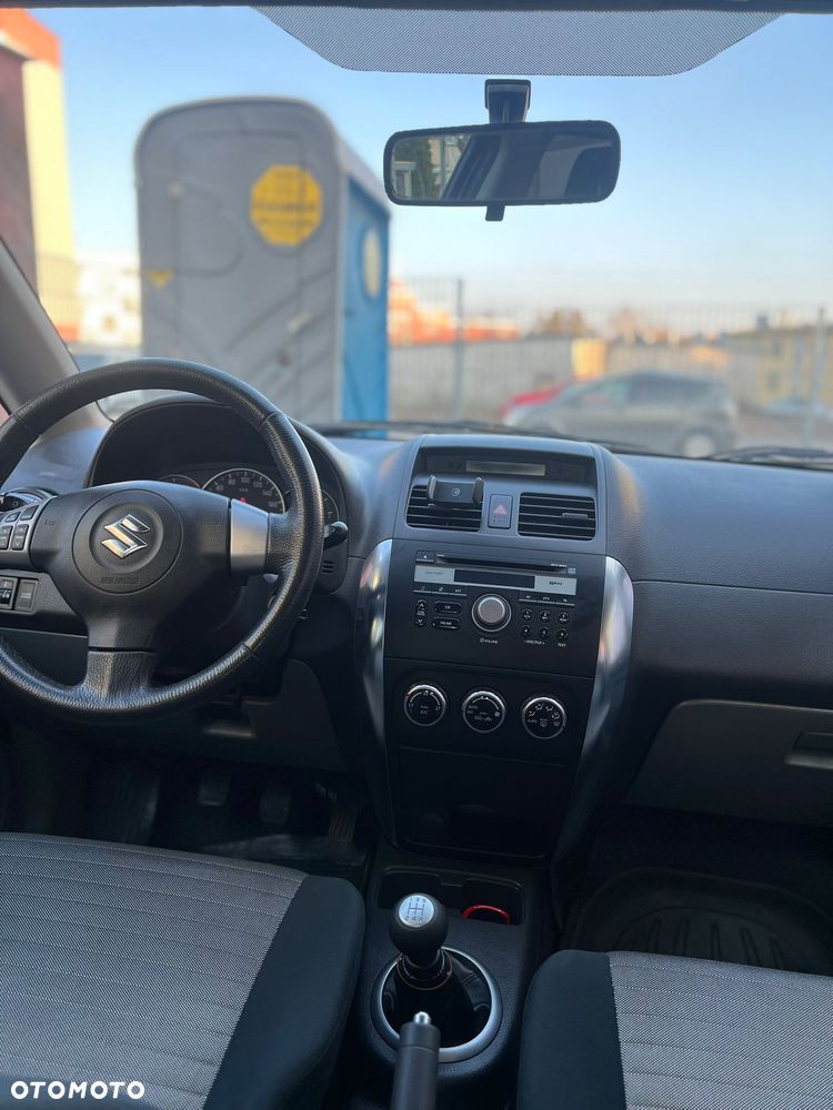 Suzuki SX4 1.6 VVT 4x2 Comfort - 12