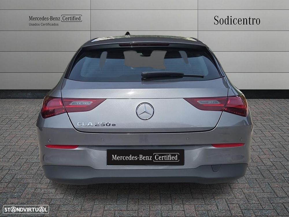 Mercedes-Benz CLA 250 e Shooting Brake Style Plus - 9