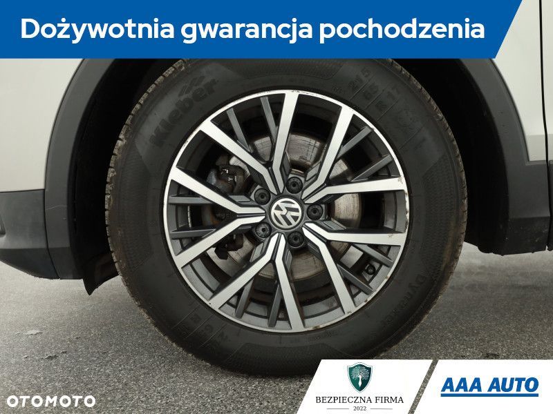 Volkswagen Tiguan - 20