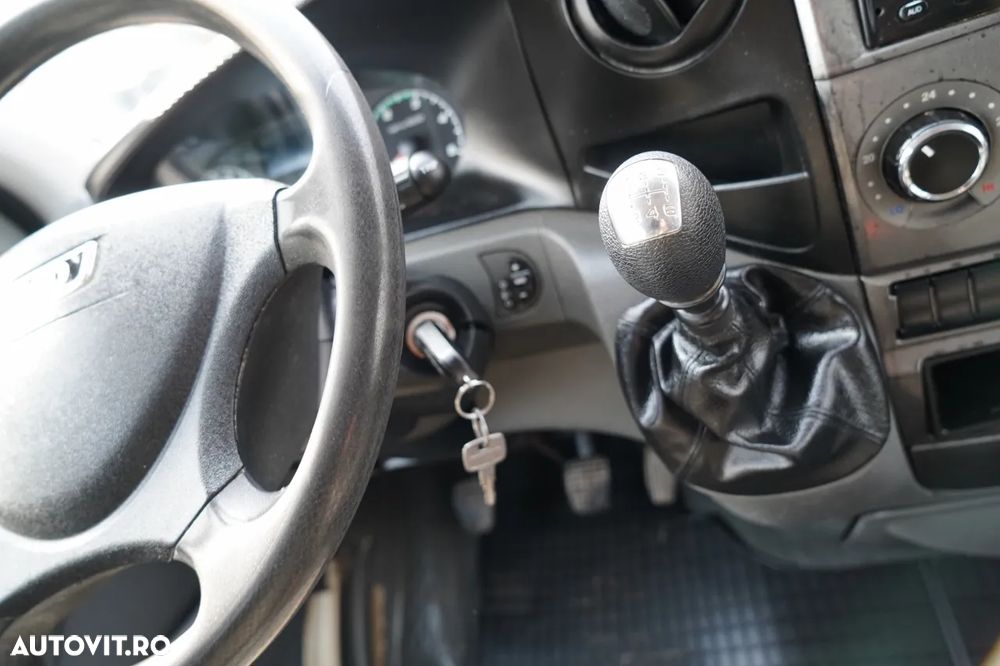 Iveco AILY 35-130 / BASCULATOR / CU OPȚIUNI MIXTE - 7 LOCURI / DOUĂ LOCURI / MANUAL / - 32