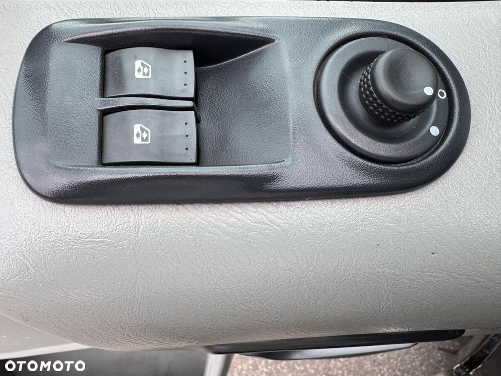 Opel VIVARO Klima Elektryka Duża Navi Tempomat Dubel Kabina Brygadówka 6os Hak Rury Pdc - 12