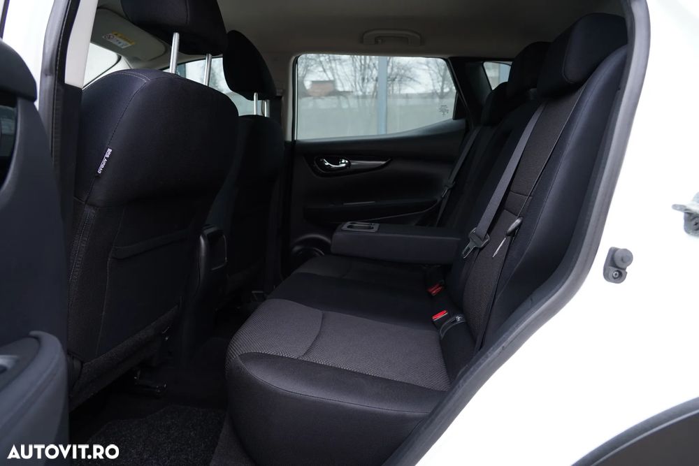 Nissan Qashqai 1.6 DCI ALL-MODE 4x4i TEKNA - 8