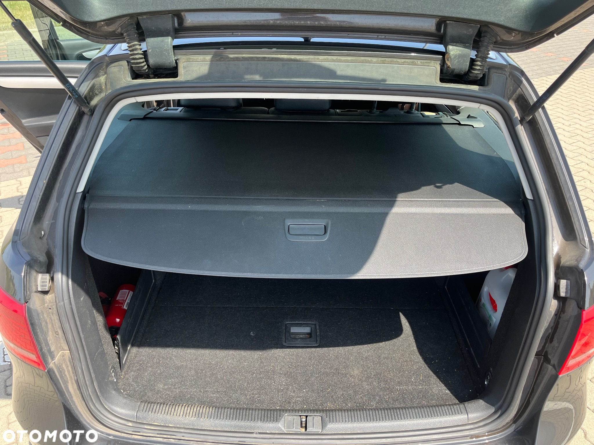 Volkswagen Passat 1.6 TDI Comfortline - 10