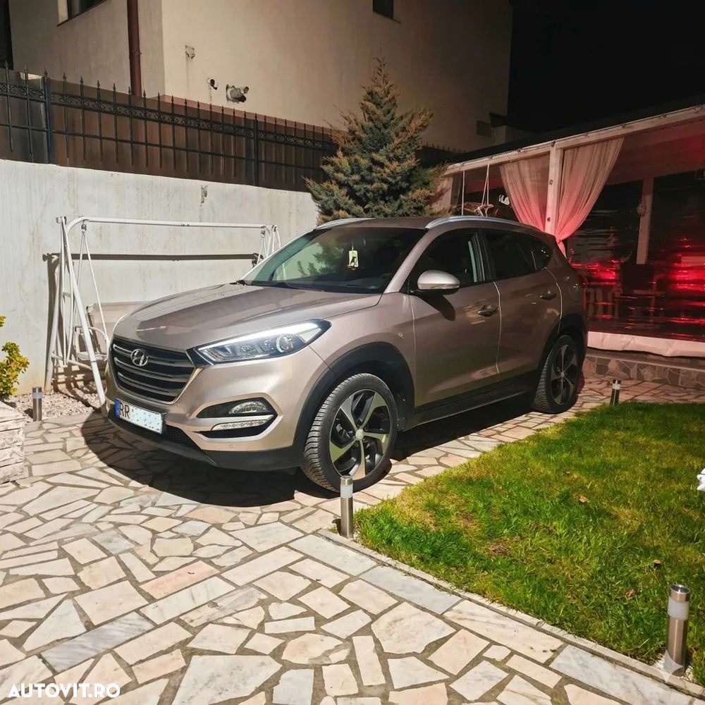 Hyundai Tucson - 1