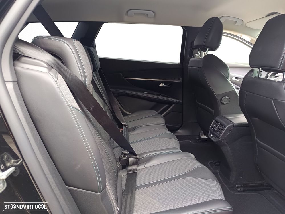 Peugeot 5008 1.5 BlueHDi Allure Pack EAT8 - 19